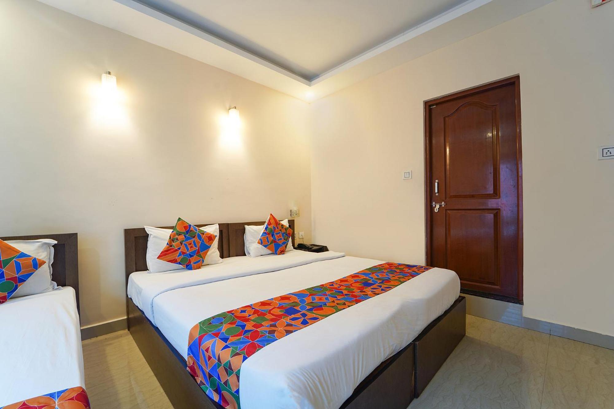 Hotel Zion Plaza Nedumbassery Exterior foto