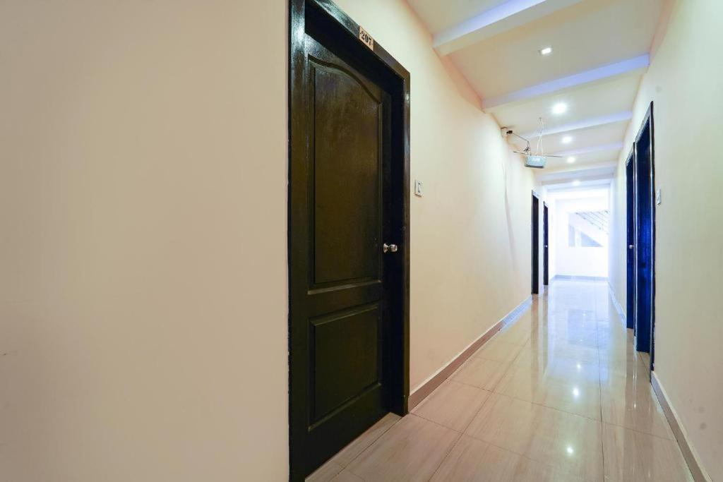 Hotel Zion Plaza Nedumbassery Exterior foto